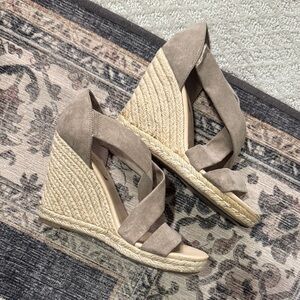 Women's Tan Wedge Sandals